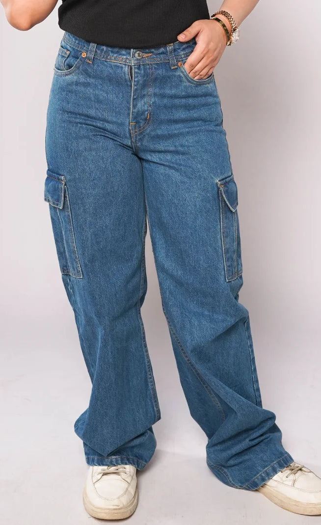 D600 - Medium Blue High Waist Wide Leg Cargo Jeans
