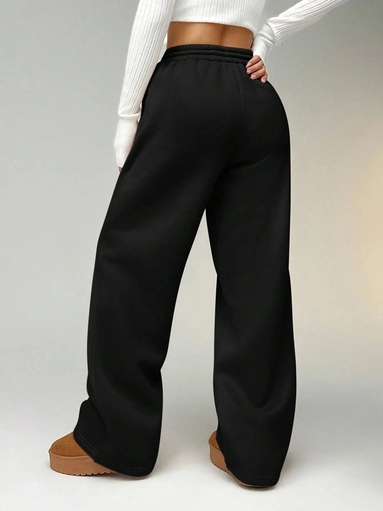 Wide Leg High-Waist Sweatpant