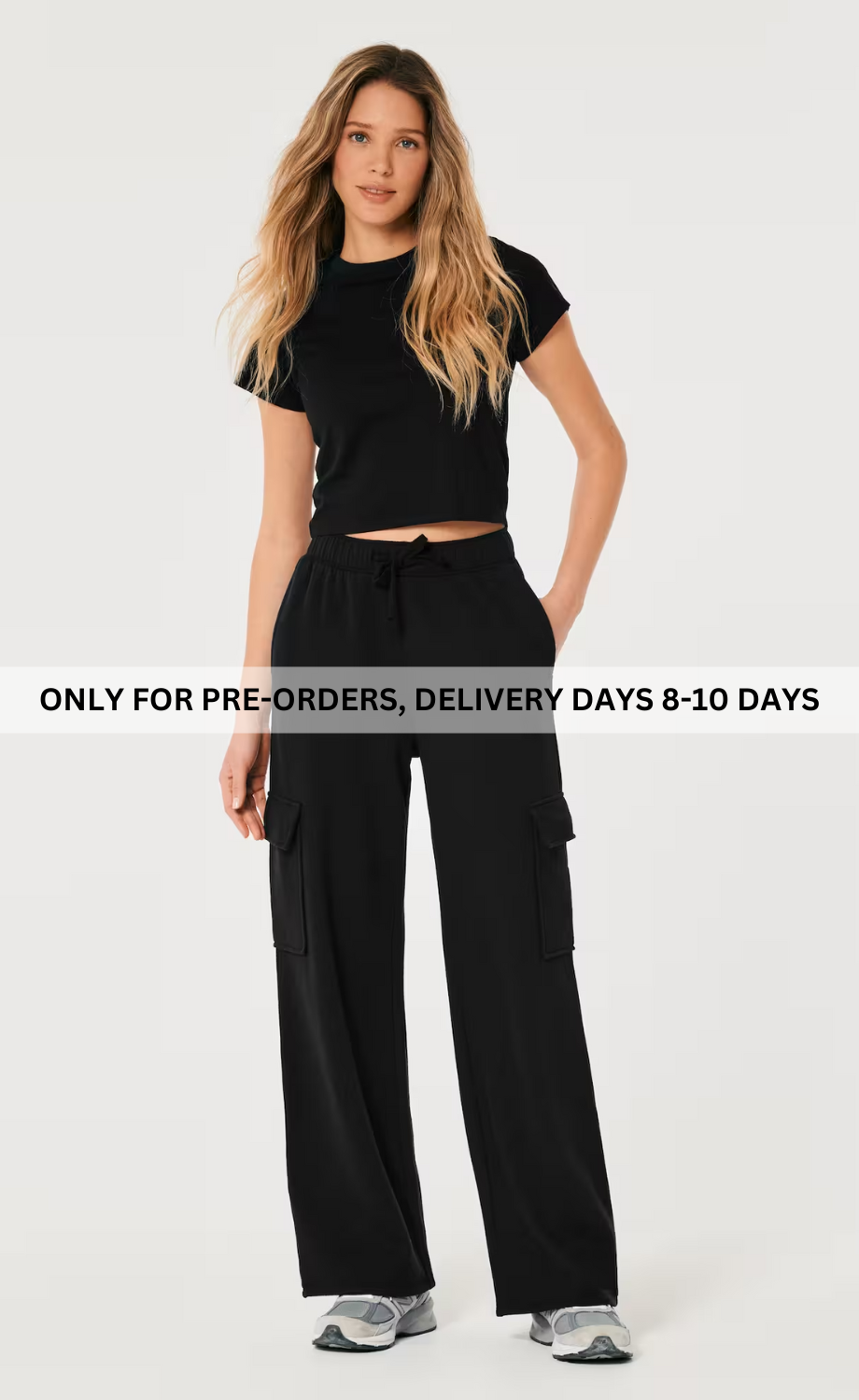 ZARA PURE BLACK HIGH WAISTED CARGO SWEATPANT