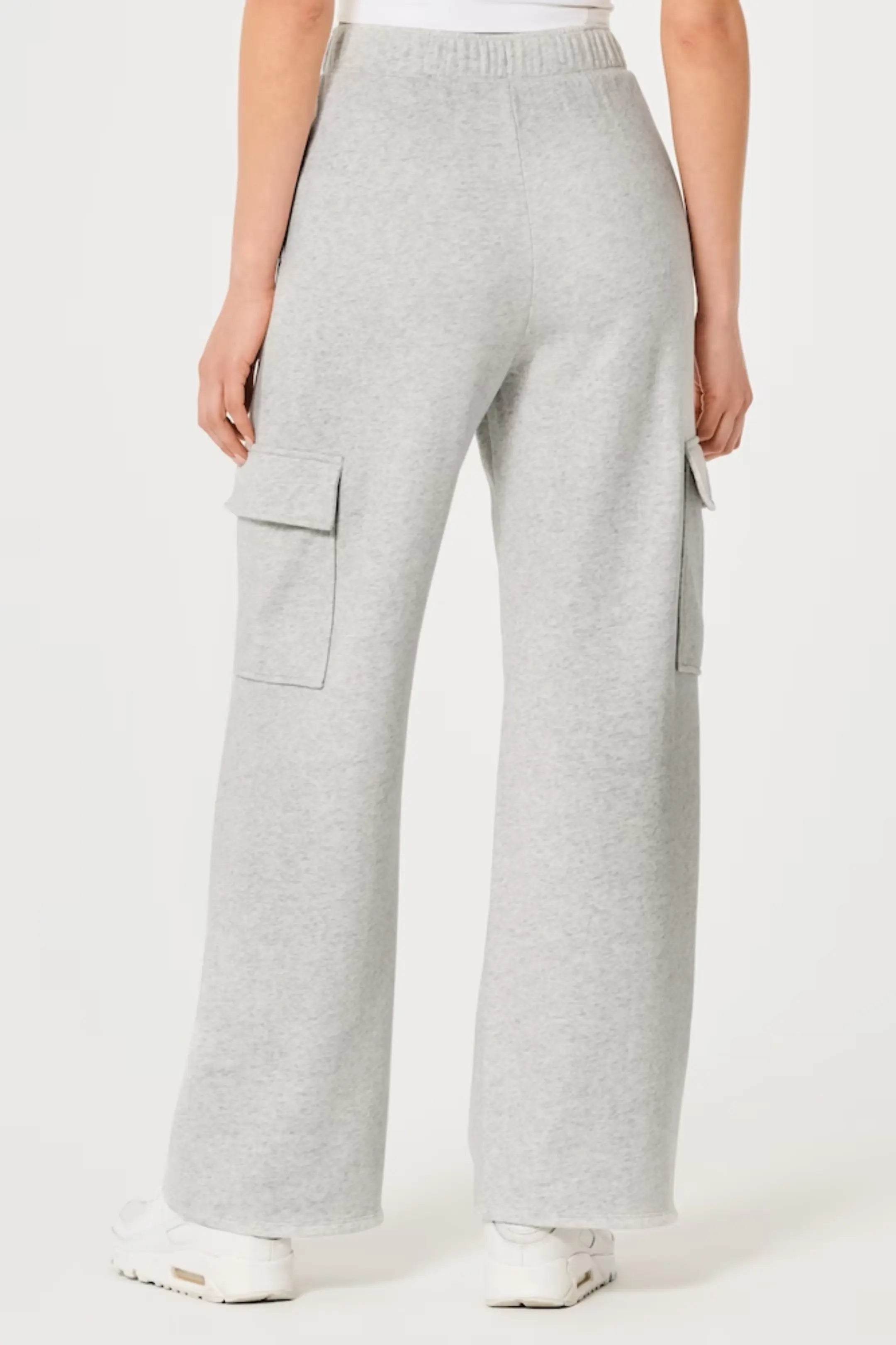 ZARA GREY HIGH WAISTED CARGO SWEATPANT