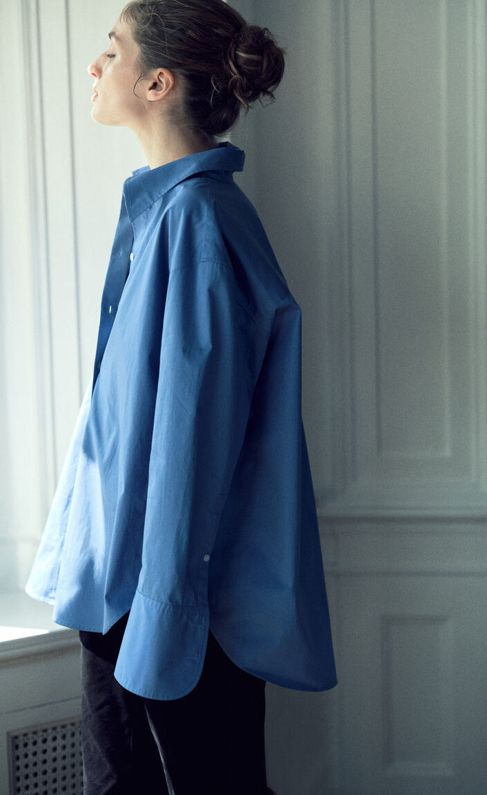 D600 Oversized Essentials Shirt – Royal Blue