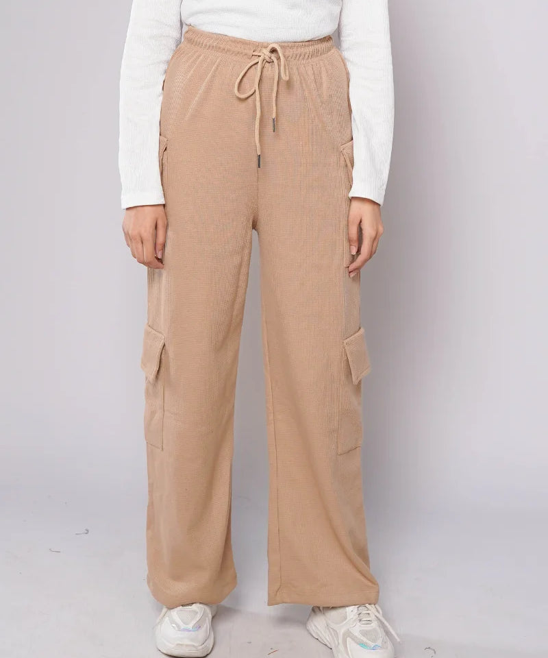 D600 - Beige Wide Leg Double Pocket Cargo Trousers