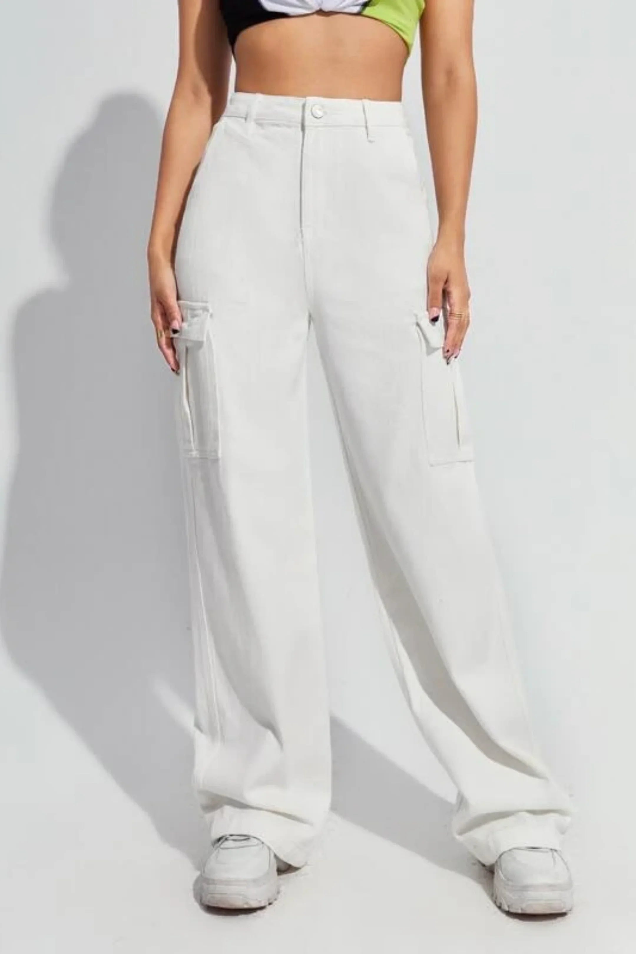 White Cargo High-Waist Wide-Leg Jeans (MINOR FAULT)