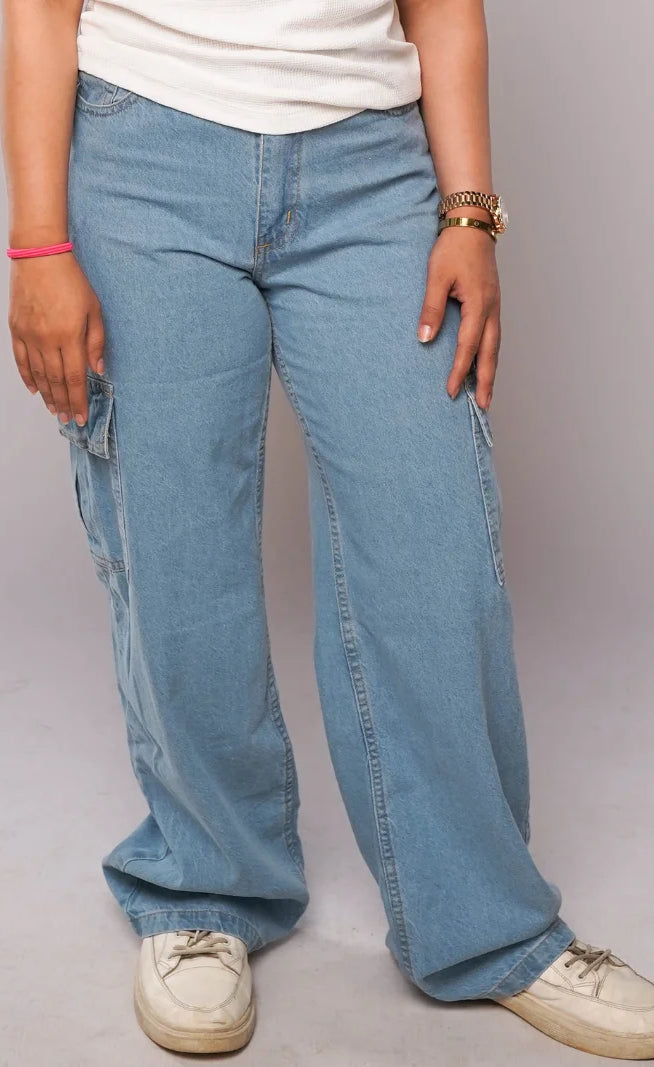 D600 - Ice Blue High Waist Wide Leg Cargo Jeans