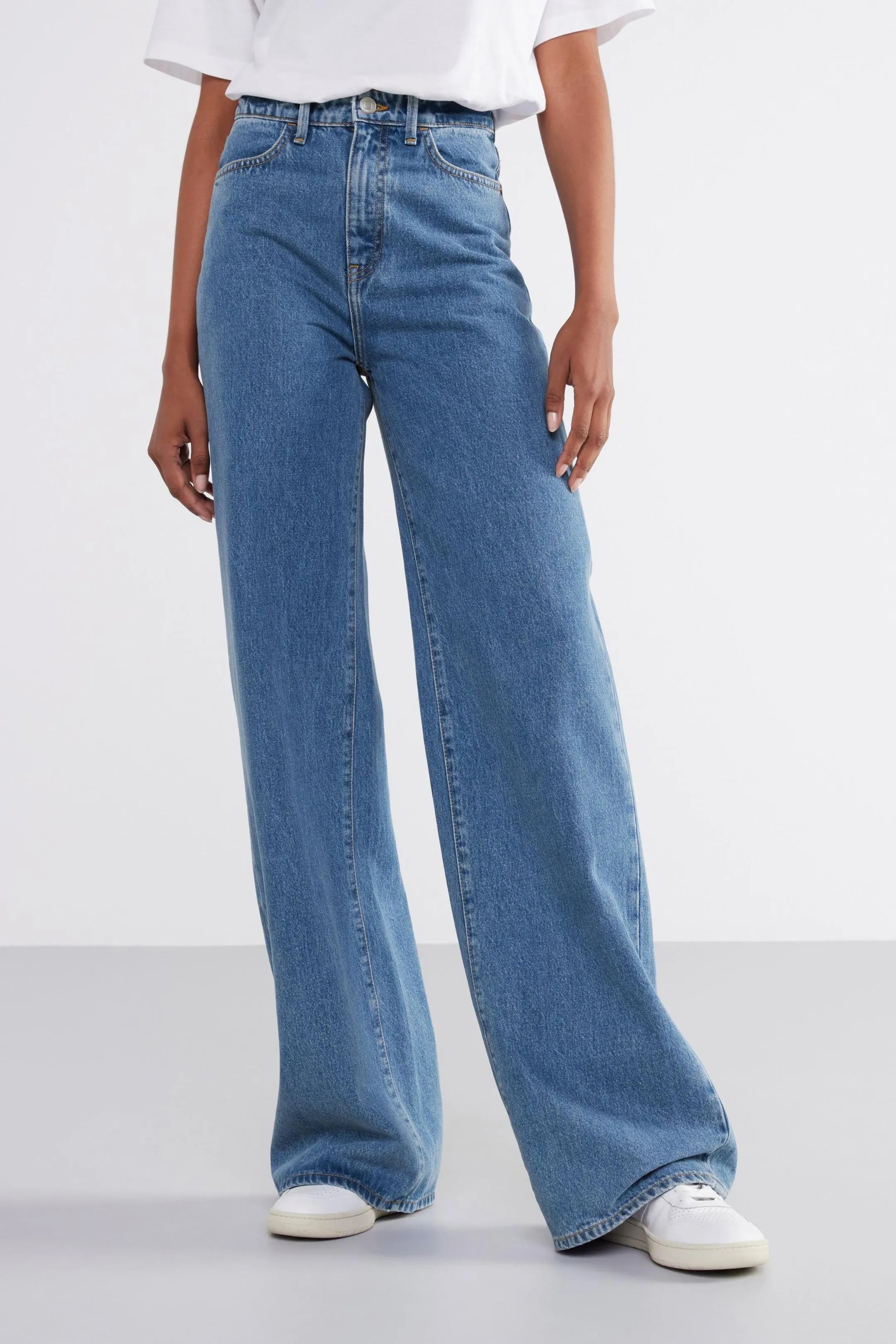 JACKIE Extra wide high waist jeans – Denim600