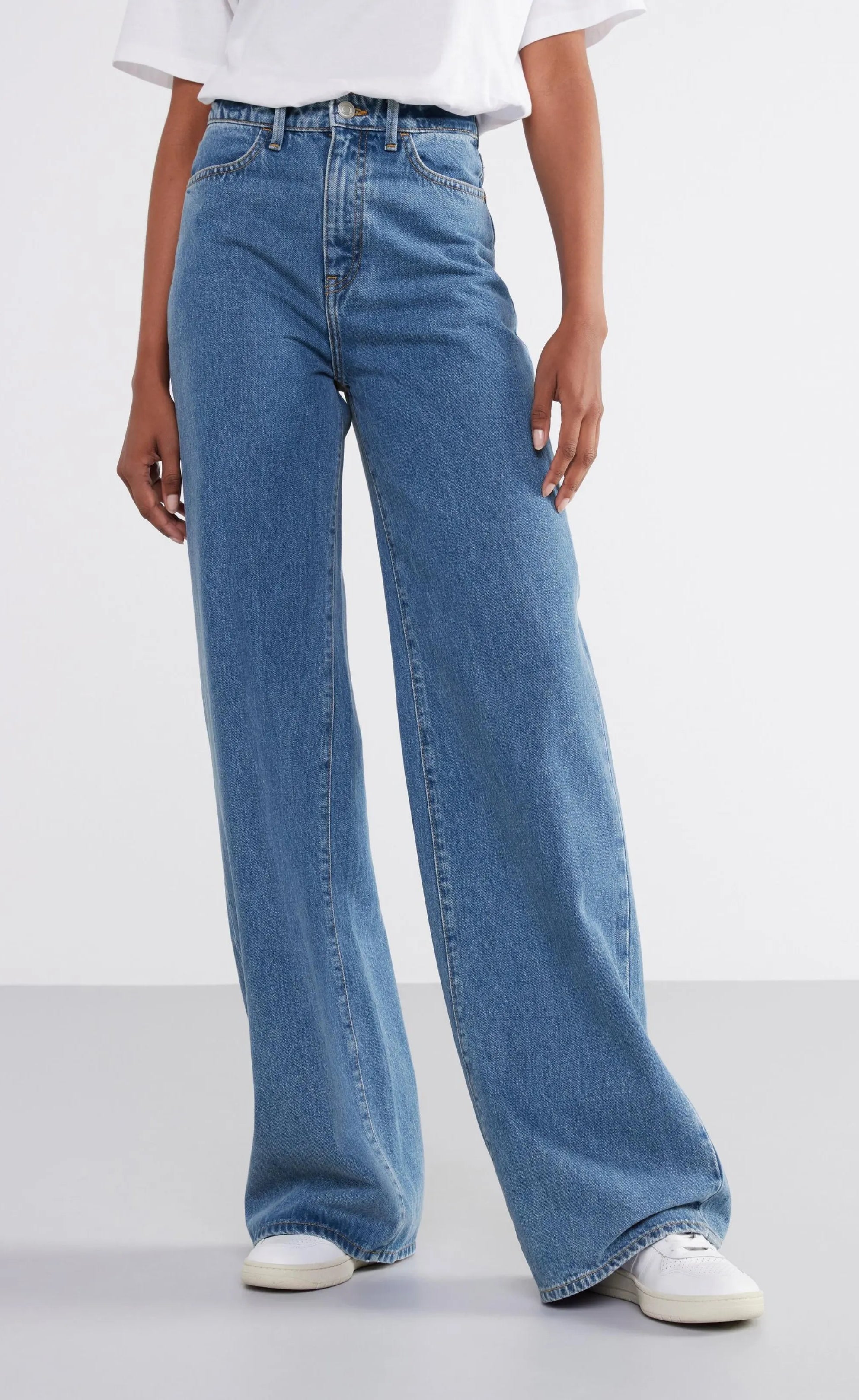 JACKIE Extra Wide High Waist Jeans