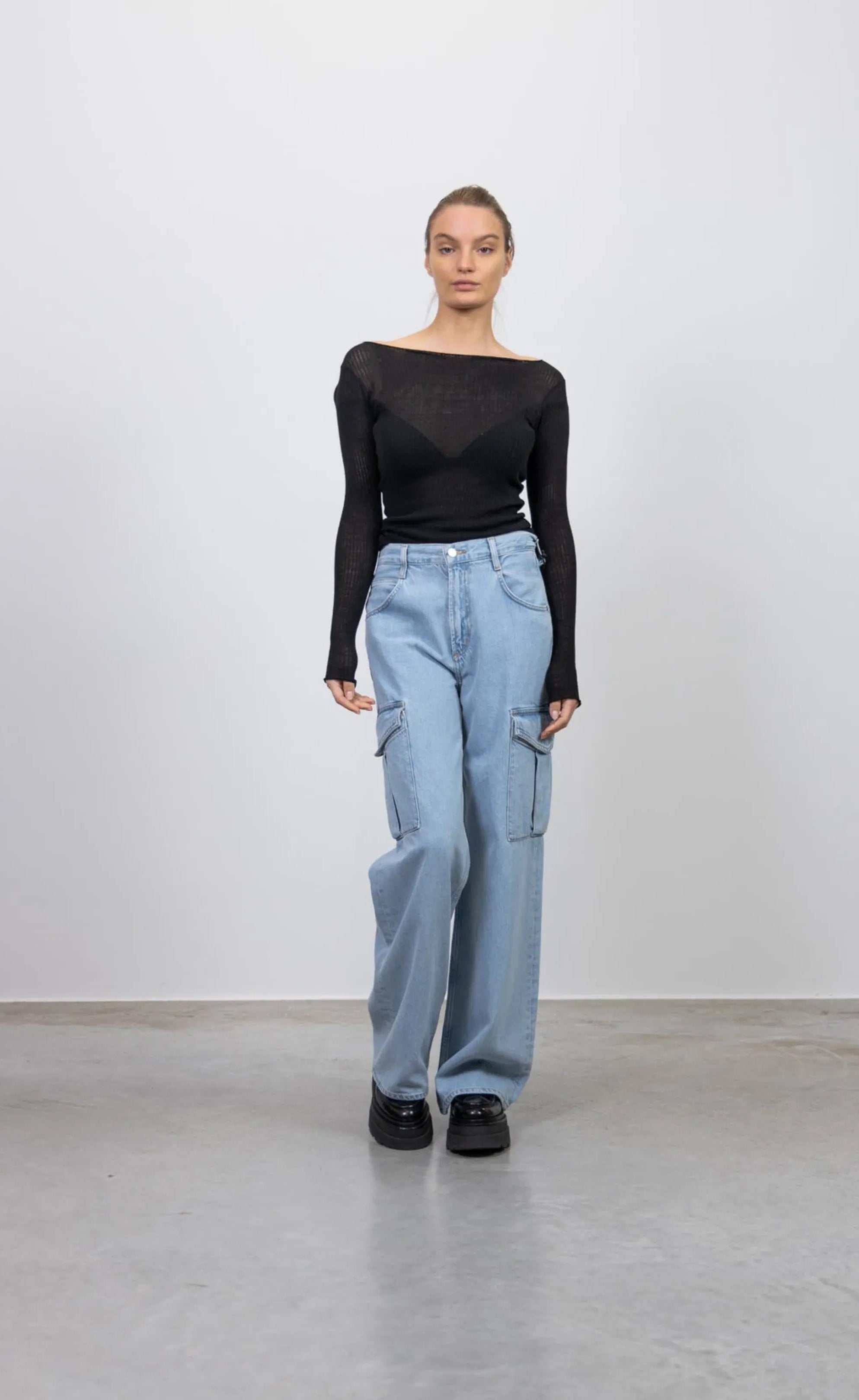 HM Cargo High-Waist Wide-Leg Jeans