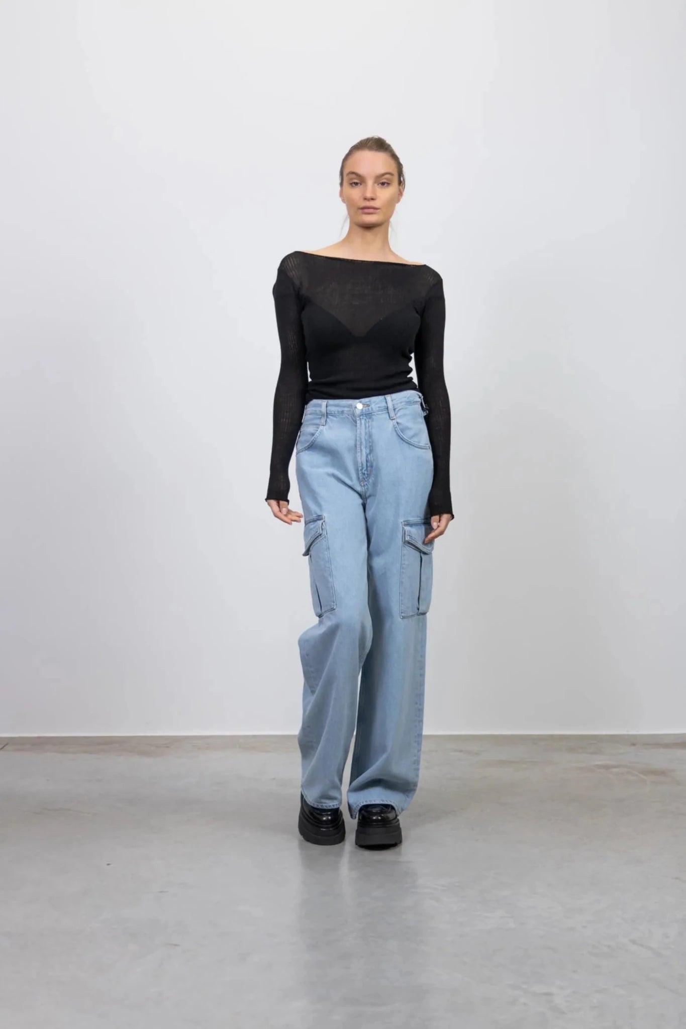 HM Cargo High-Waist Wide-Leg Jeans