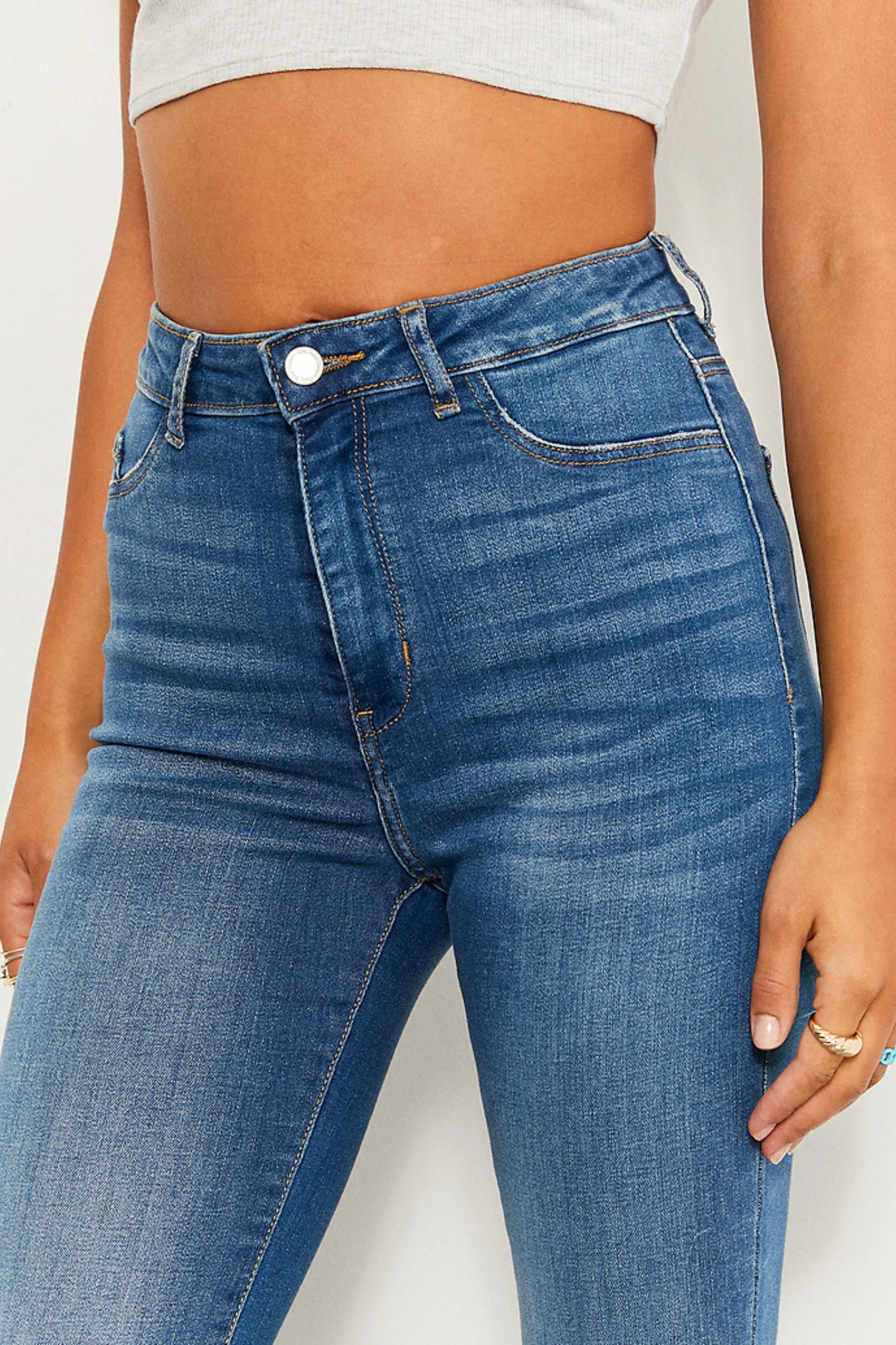 TW High-Waisted Flared Jeans