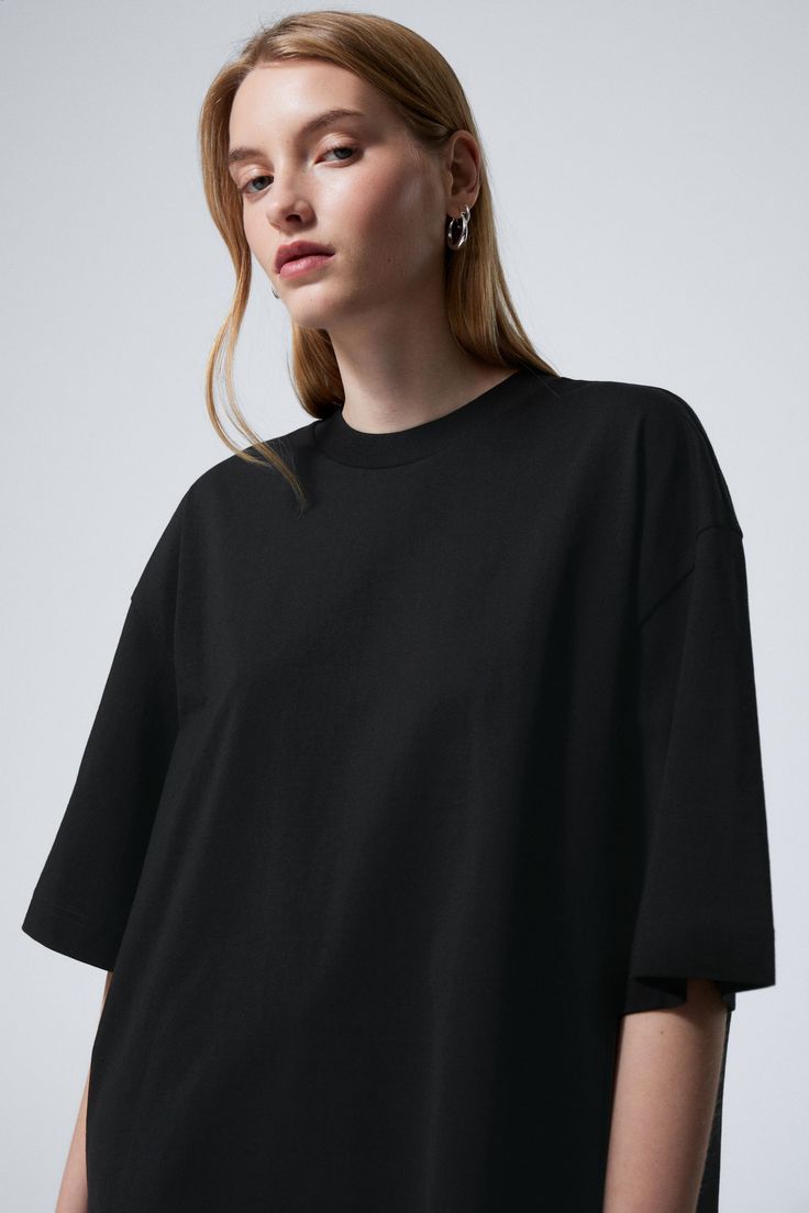 Basic Oversized Tee - Black