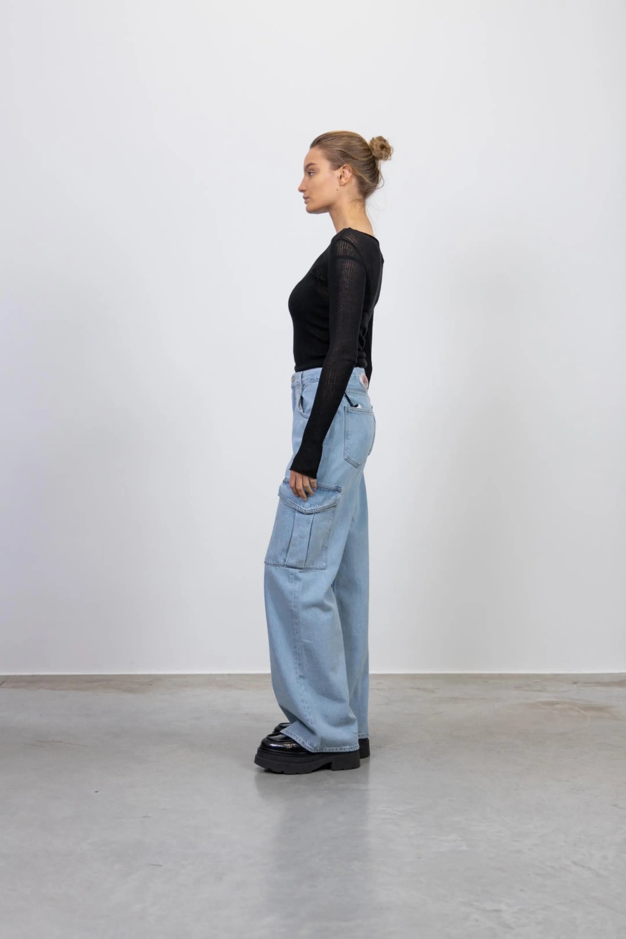 HM Cargo High-Waist Wide-Leg Jeans