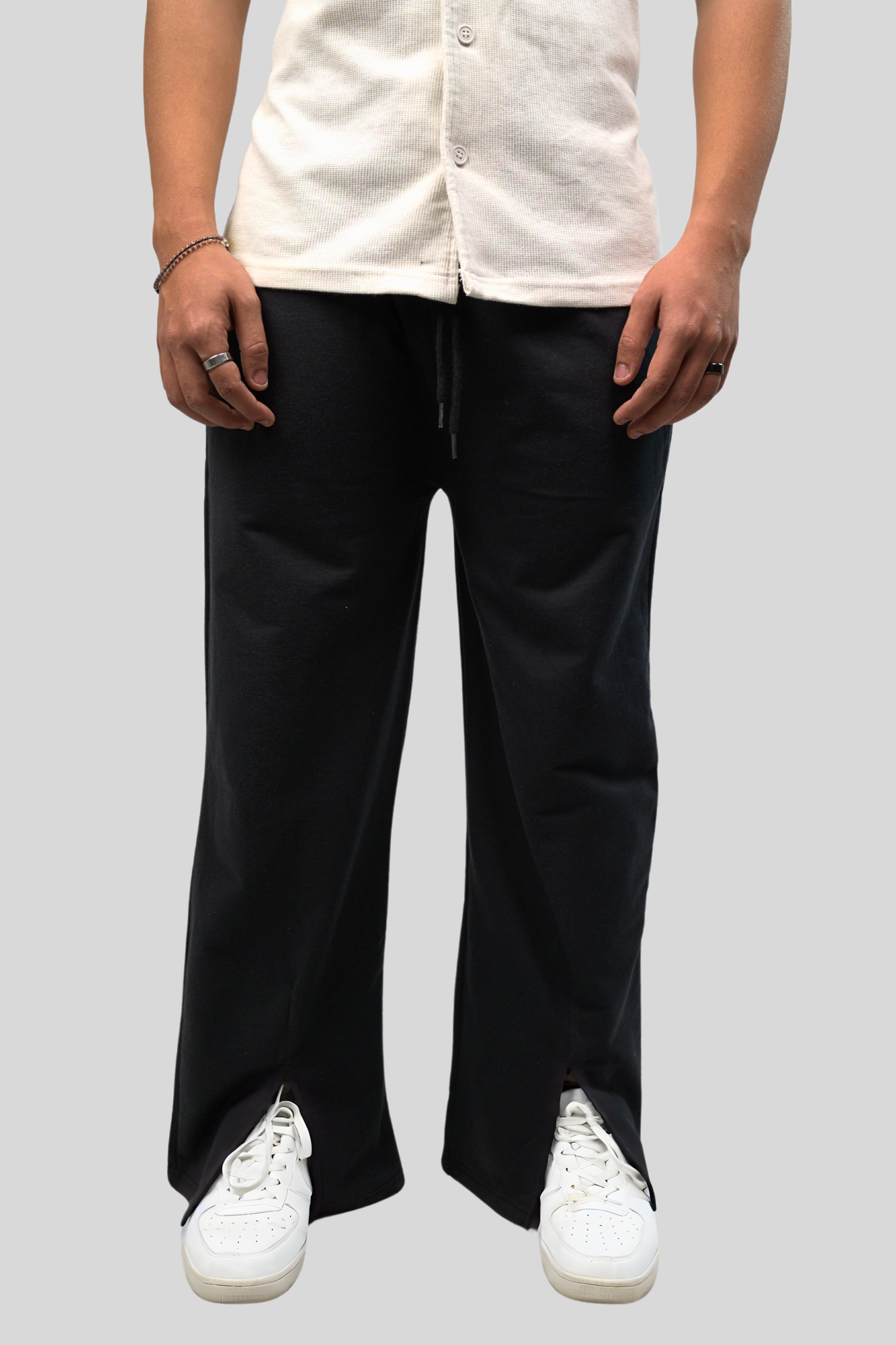 Wide Leg Hem Slit Jogger Pant | Black