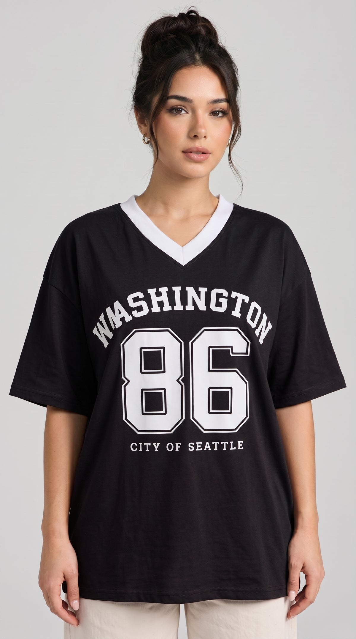 GRAPHIC OVERSIZED TEE