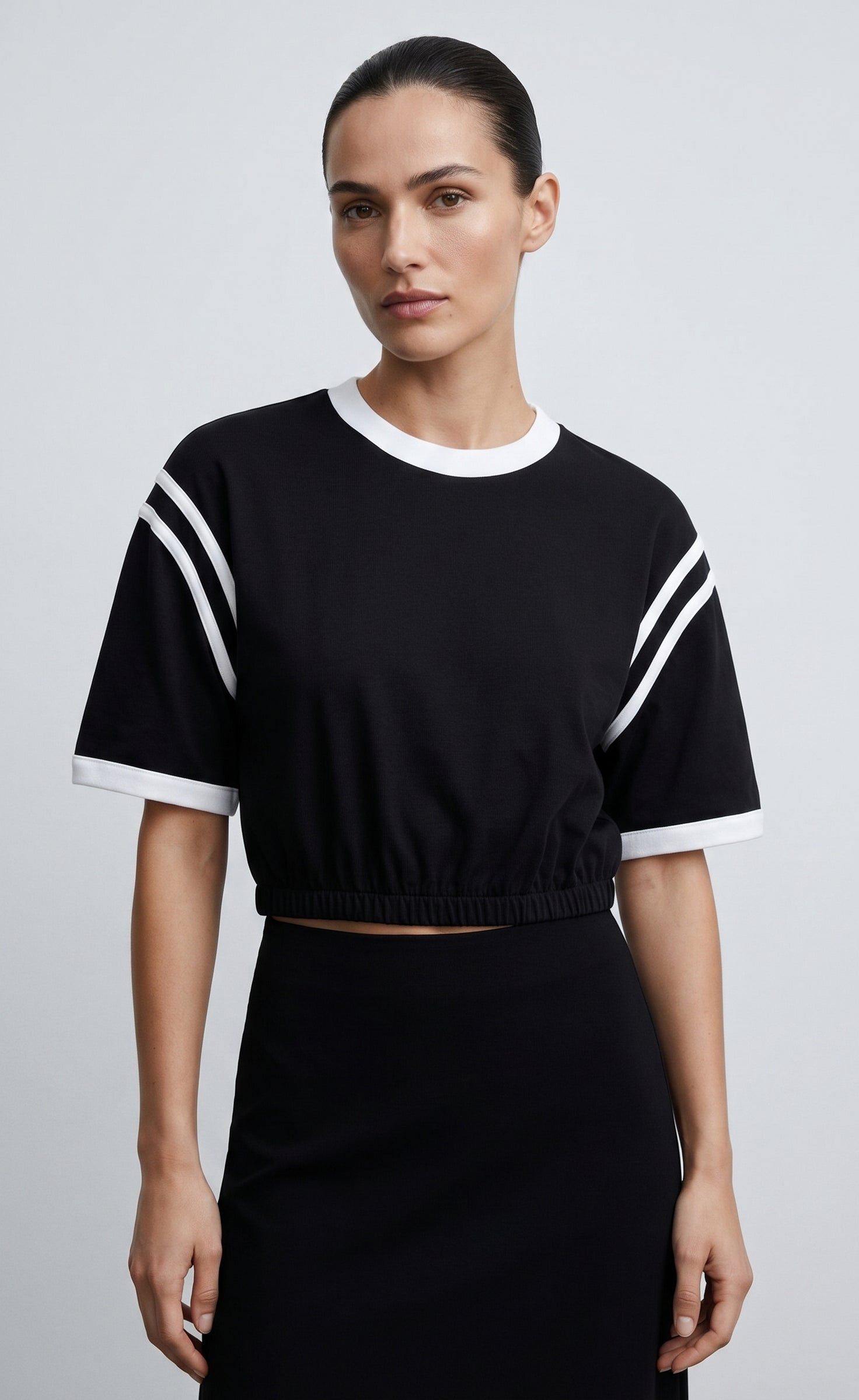 Contrast Stripe Cropped Tee | Black