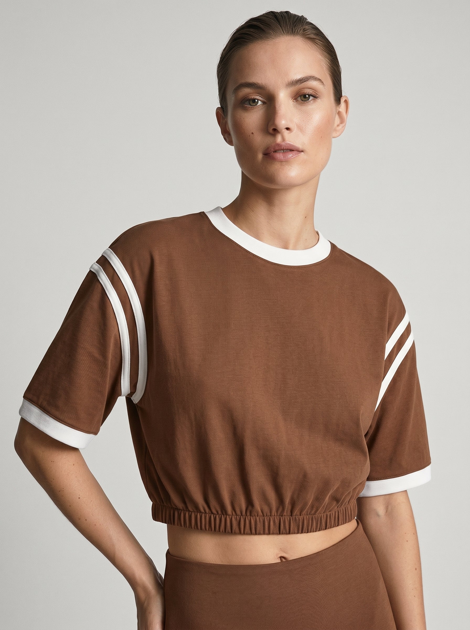 Contrast Stripe Cropped Tee | Brown