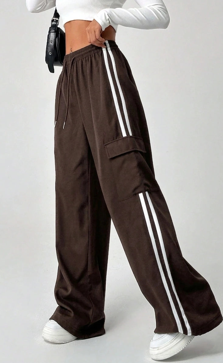 D600 Stripe Cargo Wide-Leg Trouser - Brown