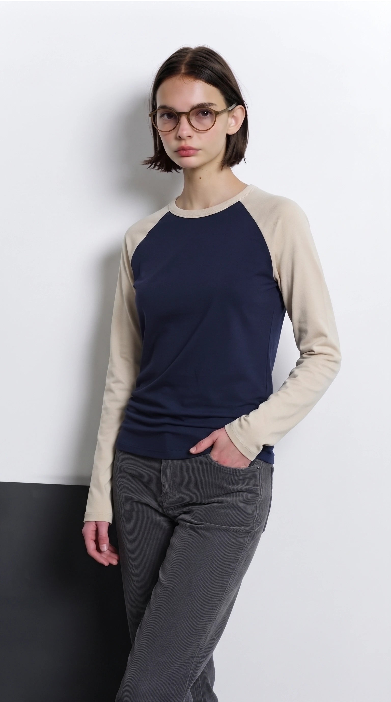 Contrast Raglan Sleeve Top | Blue/Beige