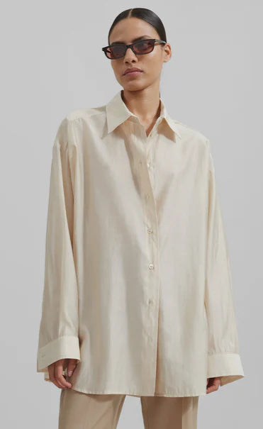 D600 Oversized Essentials Shirt – Beige