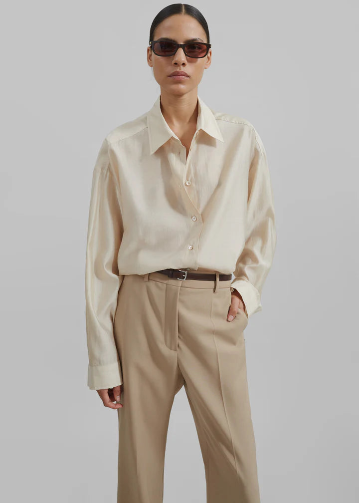 D600 Oversized Essentials Shirt – Beige