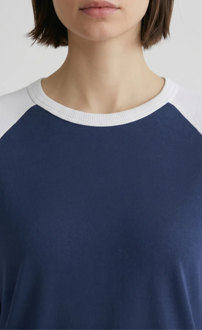Contrast Raglan Sleeve Top | Blue/White