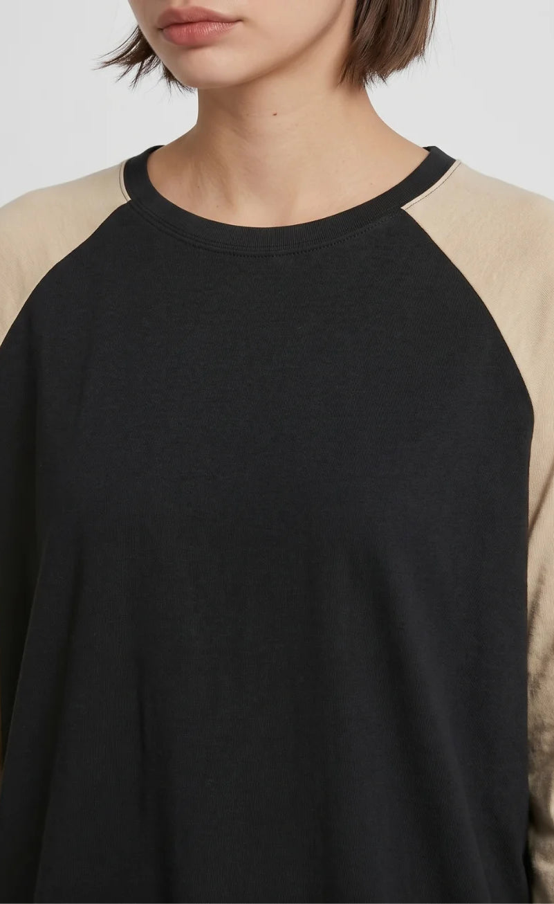 Contrast Raglan Sleeve Top | Black/Beige