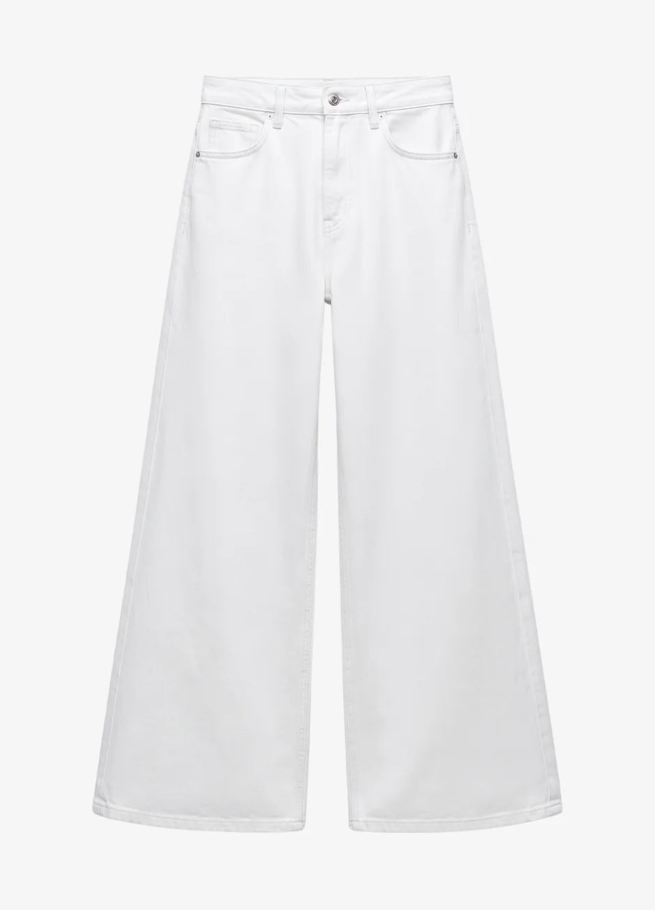 HM White High-Waisted Wide-Leg Jeans