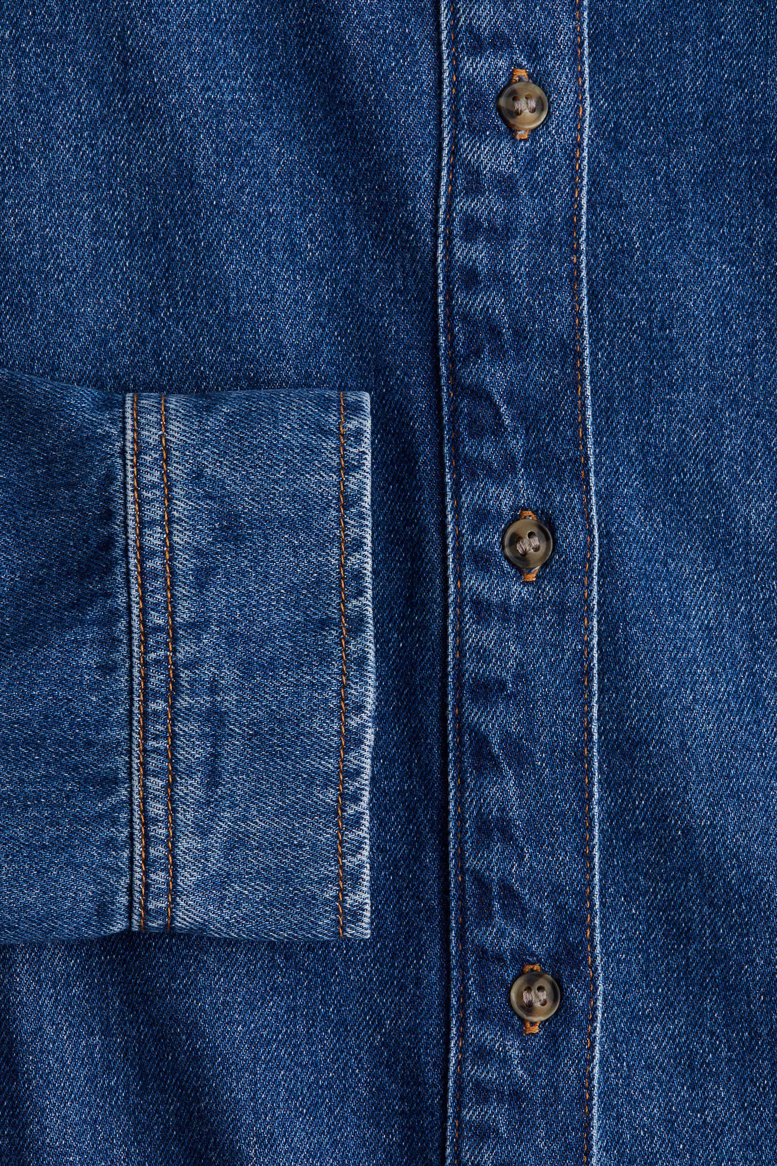 D600 Oversized Essentials Denim Shirt – Mid Blue