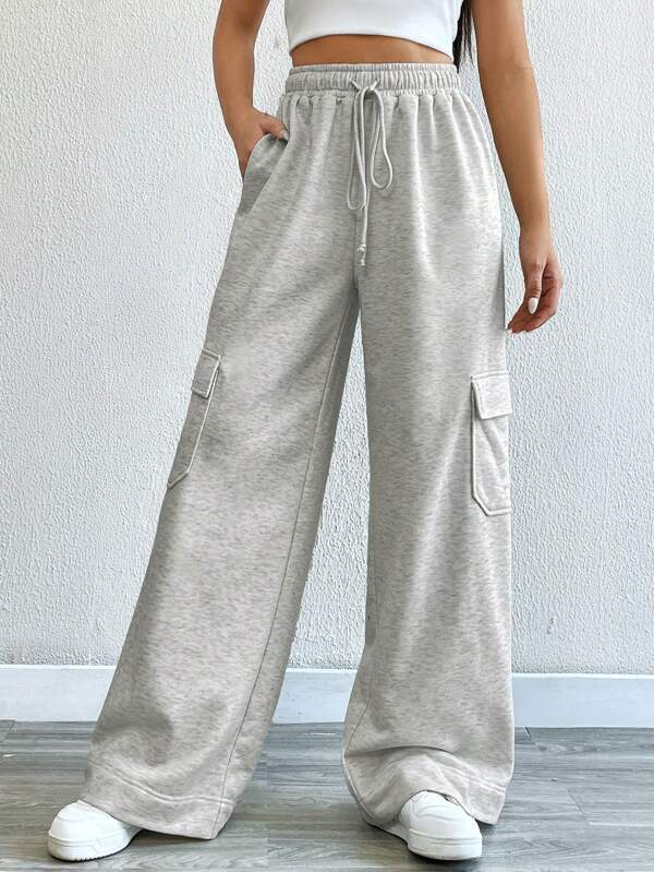 PULL&BEAR HIGH WAISTED CARGO SWEATPANT