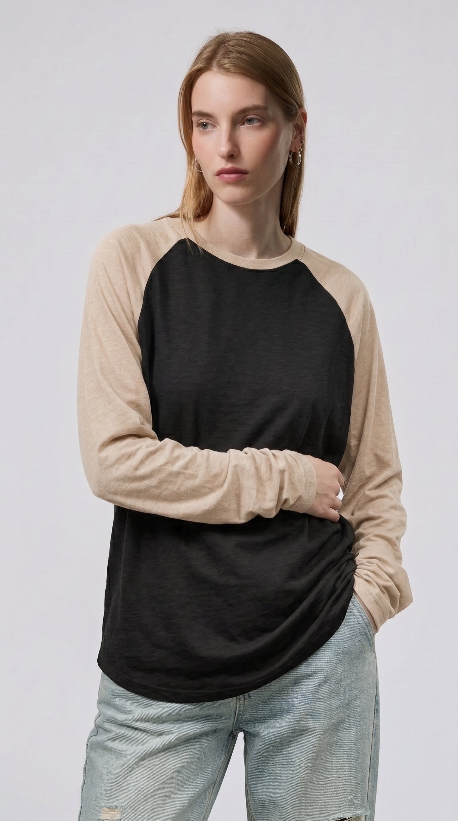 Contrast Raglan Sleeve Top | Black/Beige