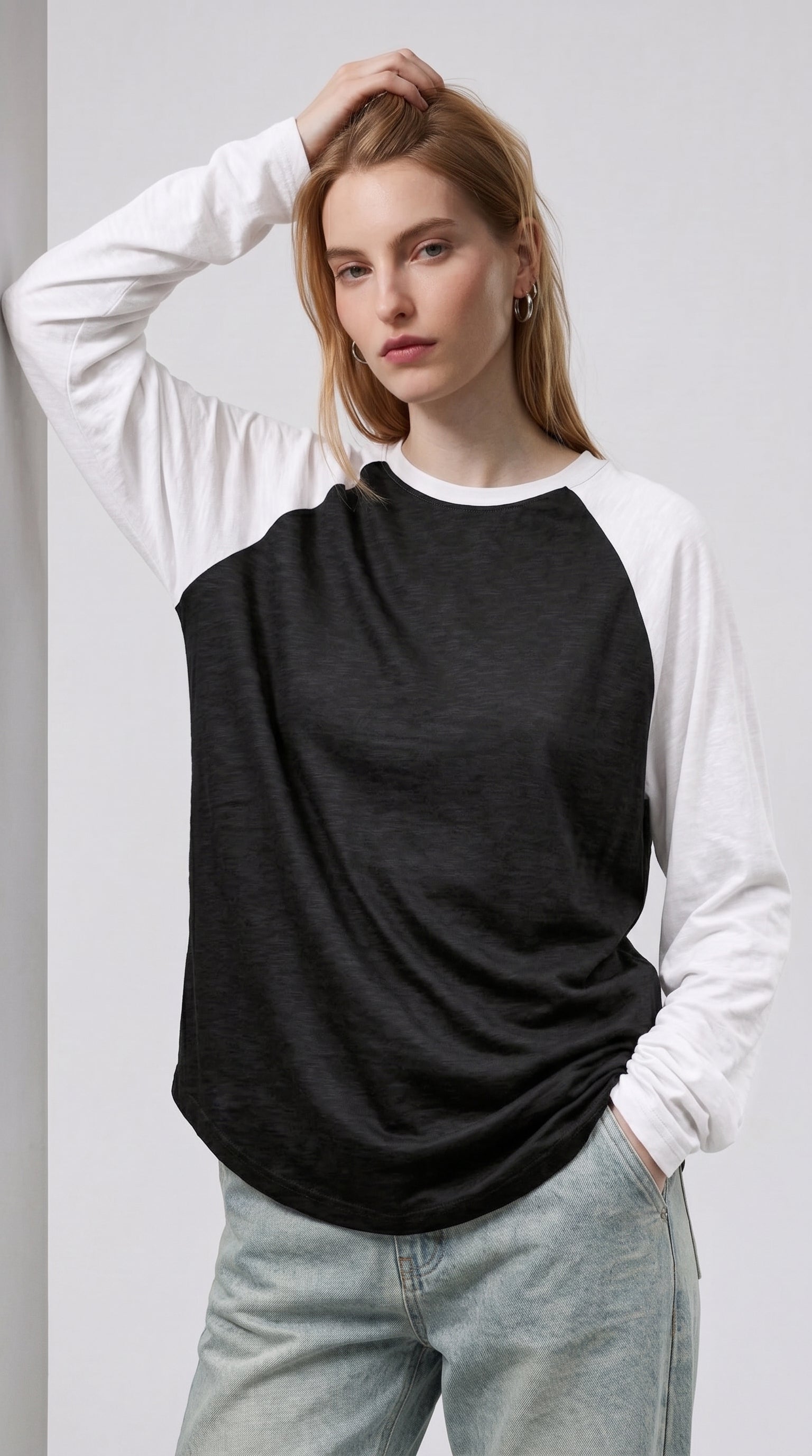 Contrast Raglan Sleeve Top | Black/White