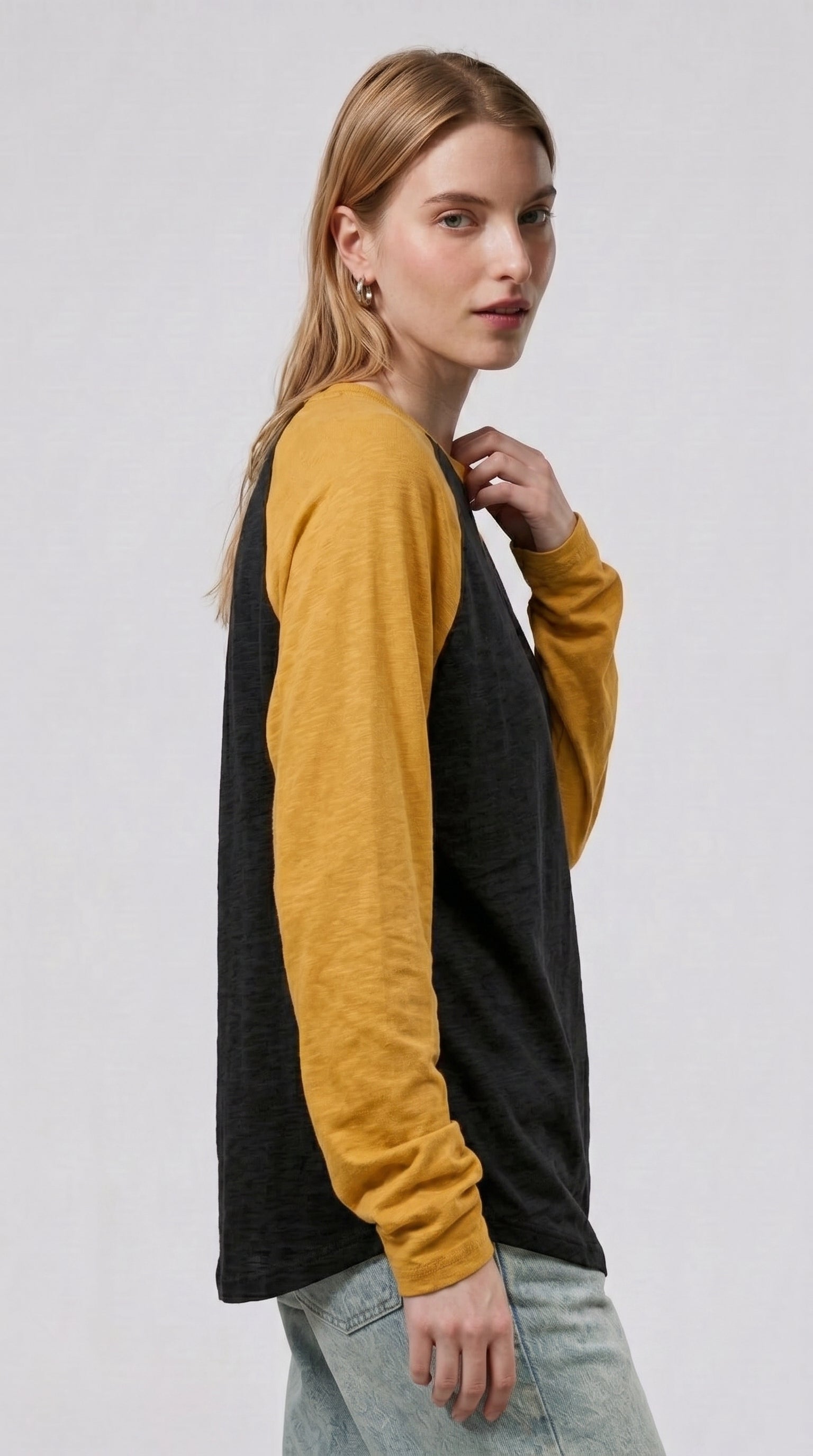 Contrast Raglan Sleeve Top | Black/Mustard