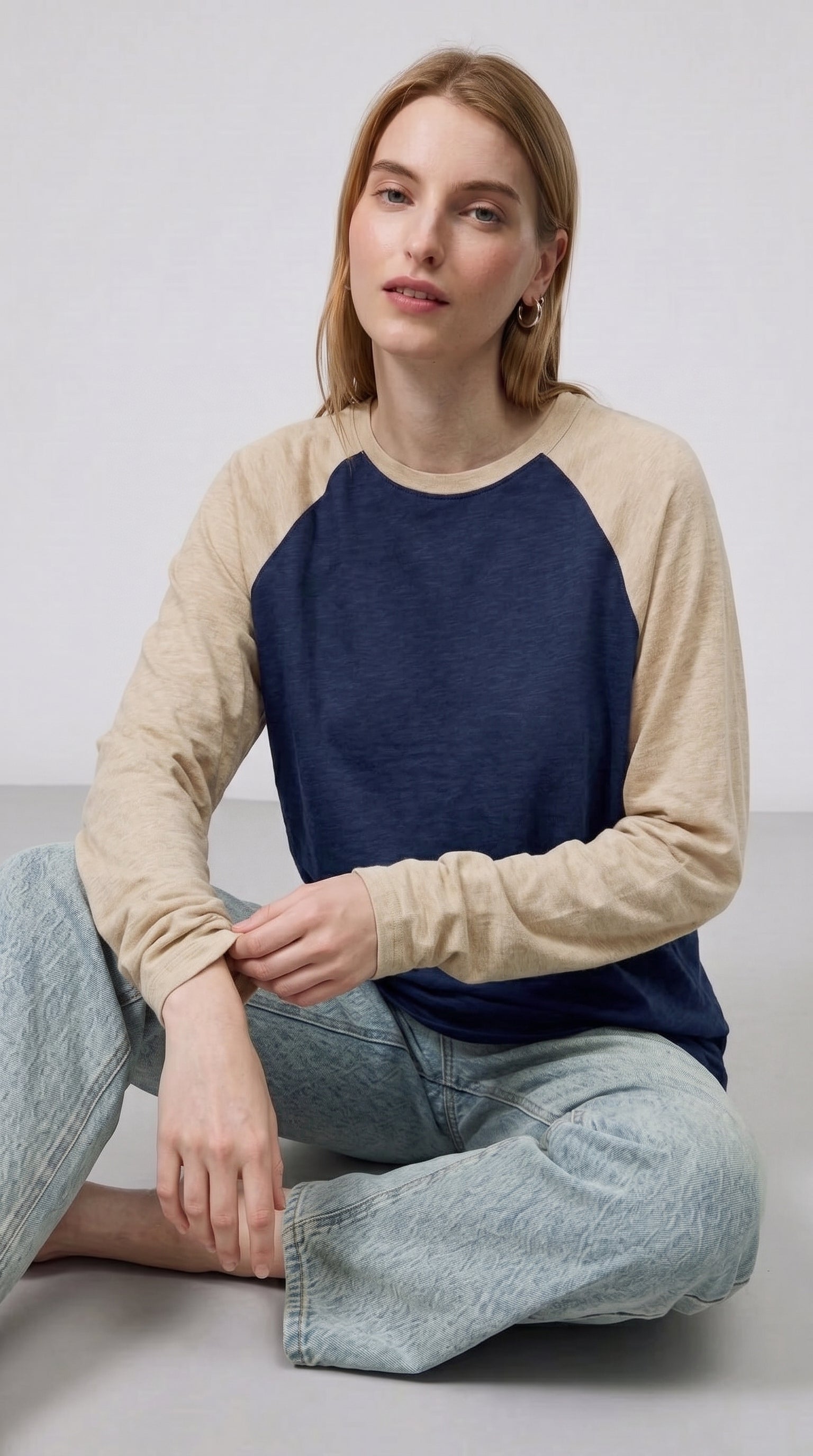 Contrast Raglan Sleeve Top | Blue/Beige