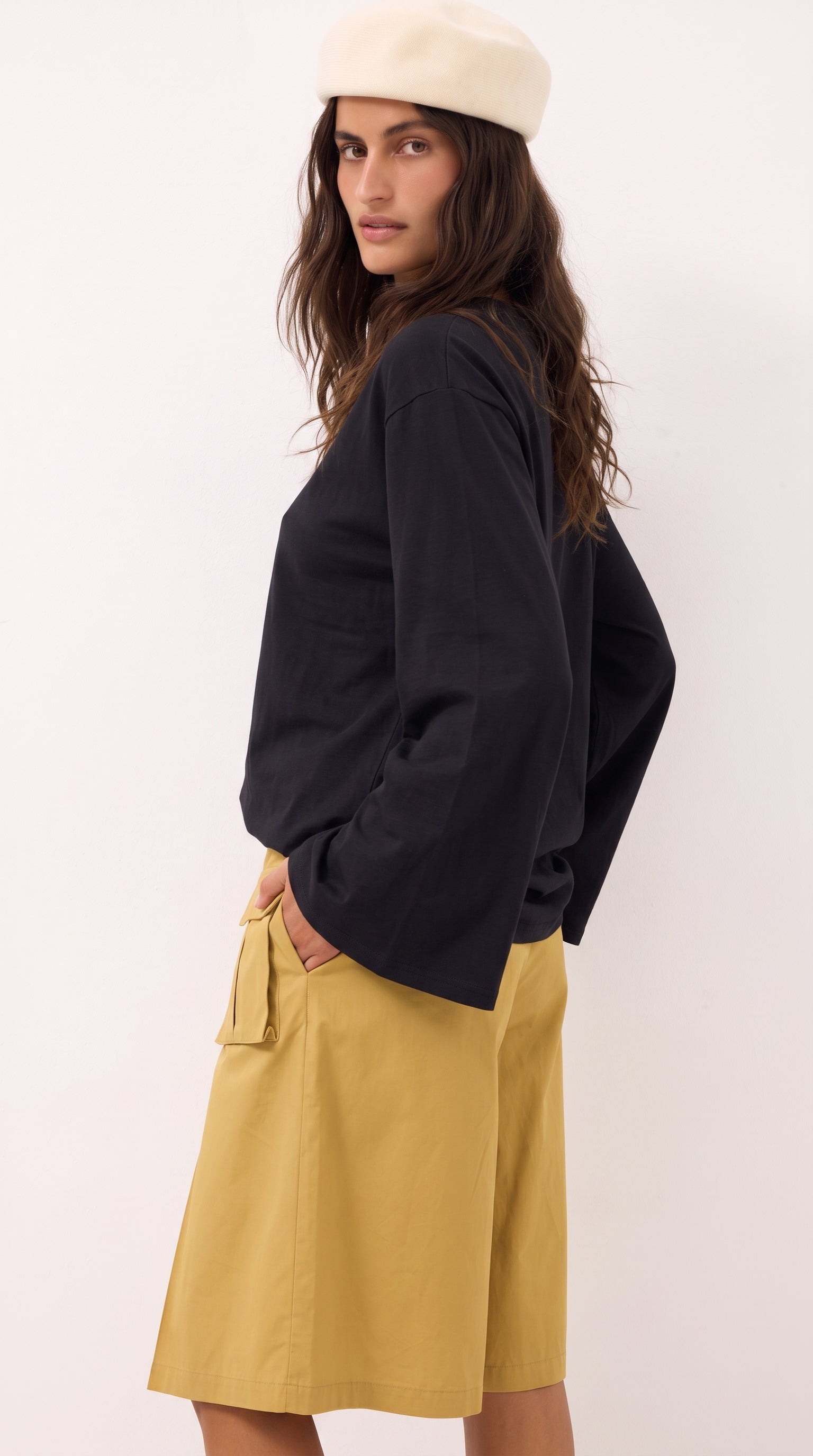 Oversized Long & Wide Sleeve Tee | Black