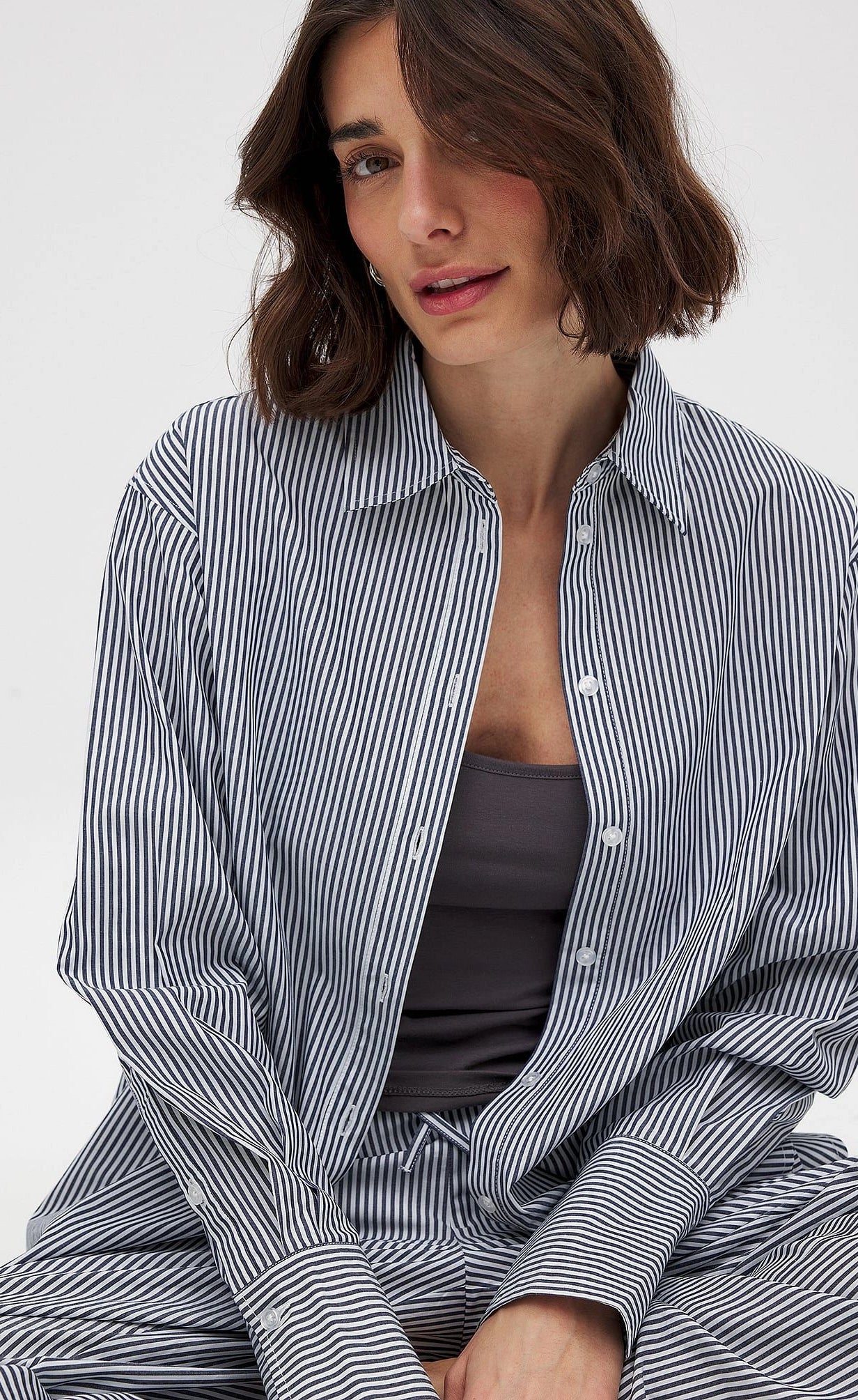 D600 Oversized Essentials Shirt