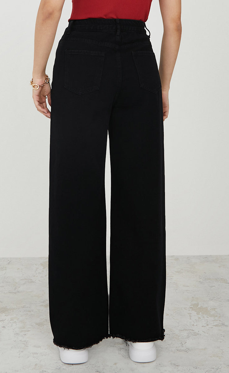 High Rise Frayed Hem Wide Leg Jeans